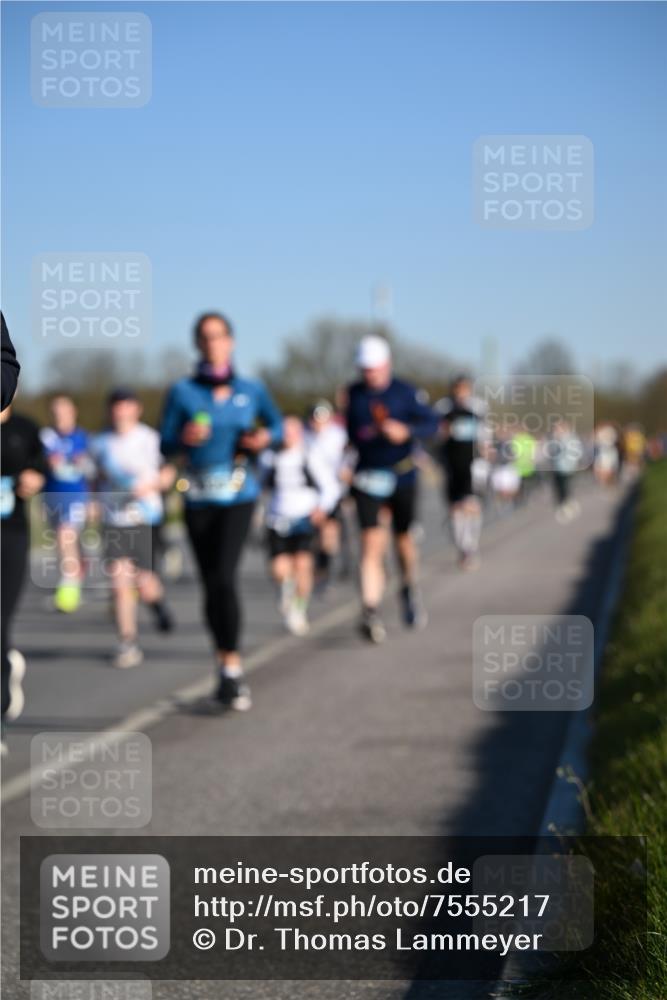 06.04.2025 - 44. Internationalen Wilhelmsburger Insellauf Dr. Thomas Lammeyer http://msf.ph/oto/7555217 06.04.2025 09:30:46 Laufen  meine-sportfotos.de