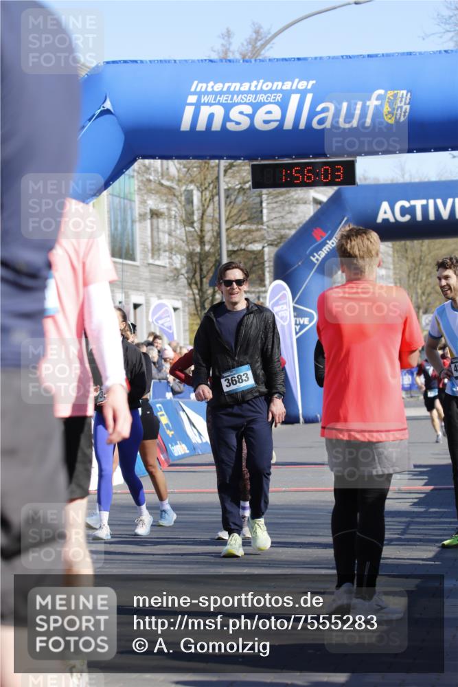 06.04.2025 - 44. Internationalen Wilhelmsburger Insellauf A. Gomolzig http://msf.ph/oto/7555283 06.04.2025 10:46:02 Ziel 3123, 3207, 3313, 3550, 3683, 3867, 3918, 3999 meine-sportfotos.de