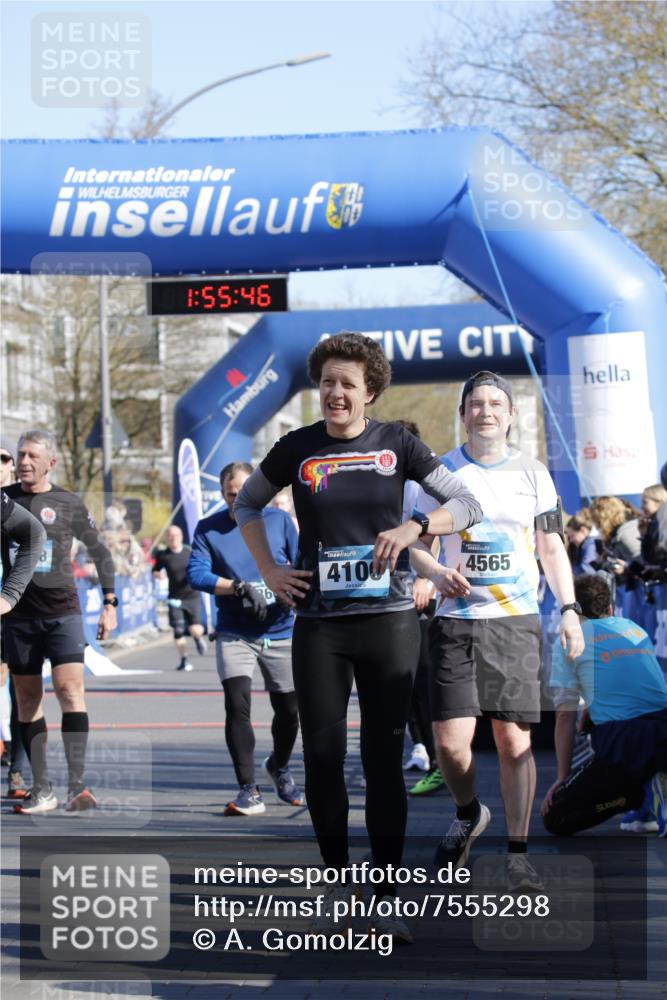06.04.2025 - 44. Internationalen Wilhelmsburger Insellauf A. Gomolzig http://msf.ph/oto/7555298 06.04.2025 10:45:44 Ziel 3678, 3866, 3873, 3978, 4063, 4194, 4301, 4302, 4352, 4565, 5003 meine-sportfotos.de