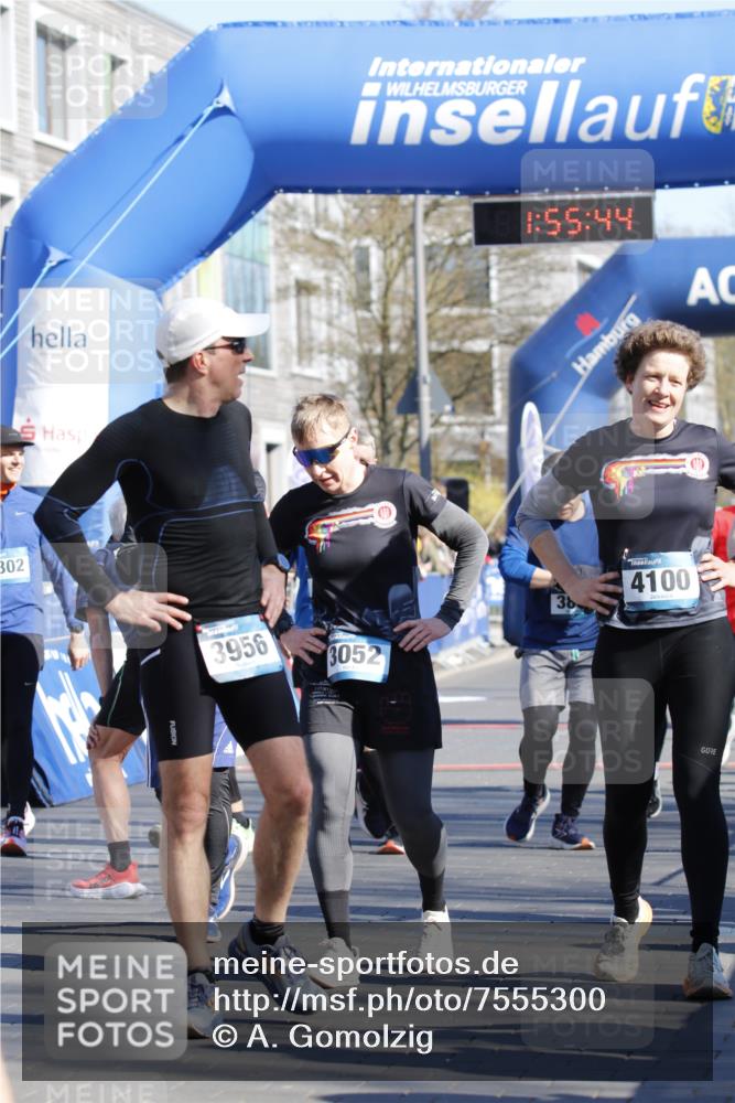 06.04.2025 - 44. Internationalen Wilhelmsburger Insellauf A. Gomolzig http://msf.ph/oto/7555300 06.04.2025 10:45:42 Ziel 3052, 3218, 3678, 3866, 3873, 3978, 4063, 4100, 4194, 4301, 4302, 4352, 4565, 5003 meine-sportfotos.de
