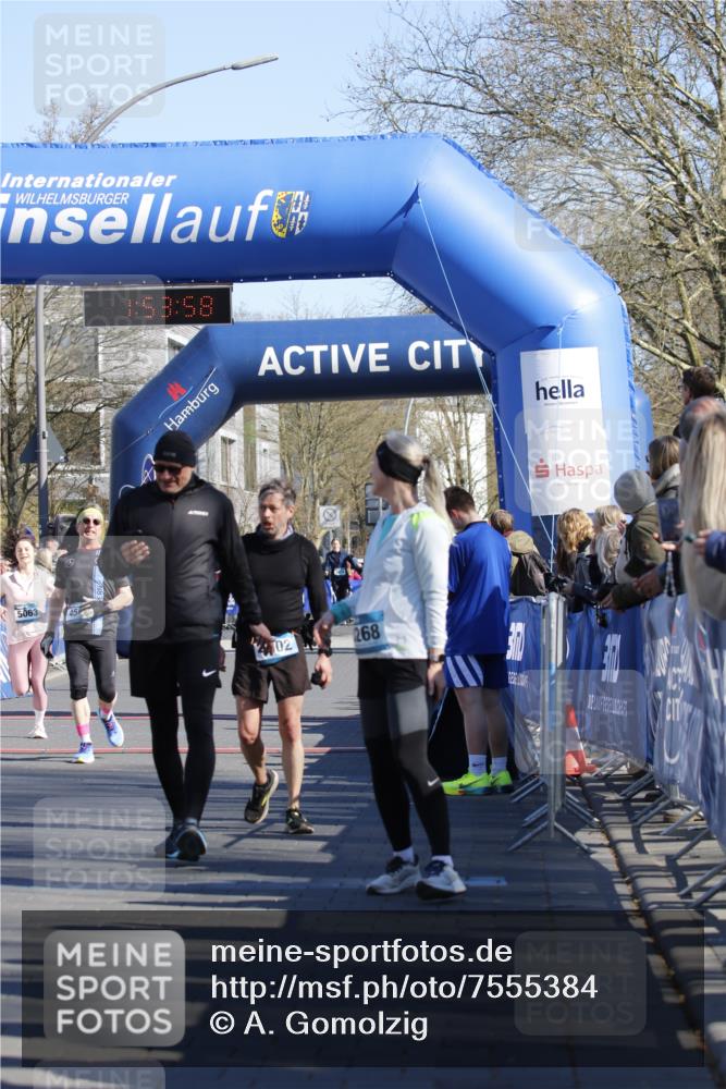 06.04.2025 - 44. Internationalen Wilhelmsburger Insellauf A. Gomolzig http://msf.ph/oto/7555384 06.04.2025 10:43:56 Ziel 3219, 3268, 3380, 4144, 4476, 4502, 4509, 5063 meine-sportfotos.de