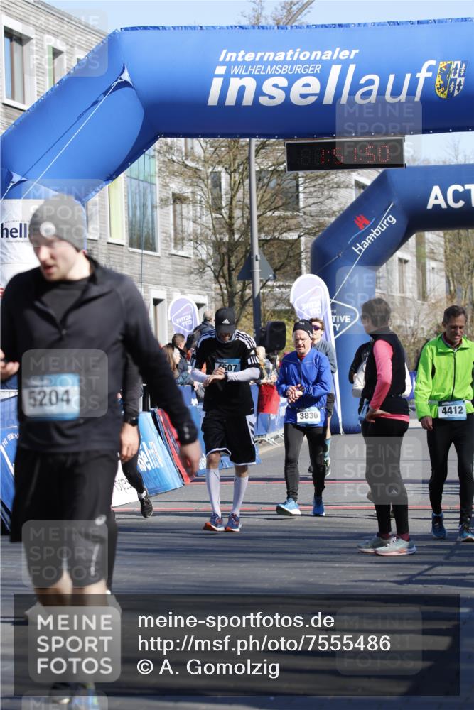 06.04.2025 - 44. Internationalen Wilhelmsburger Insellauf A. Gomolzig http://msf.ph/oto/7555486 06.04.2025 10:41:48 Ziel 3017, 3432, 3446, 3830, 3890, 3891, 4115, 4412, 4607, 5204 meine-sportfotos.de