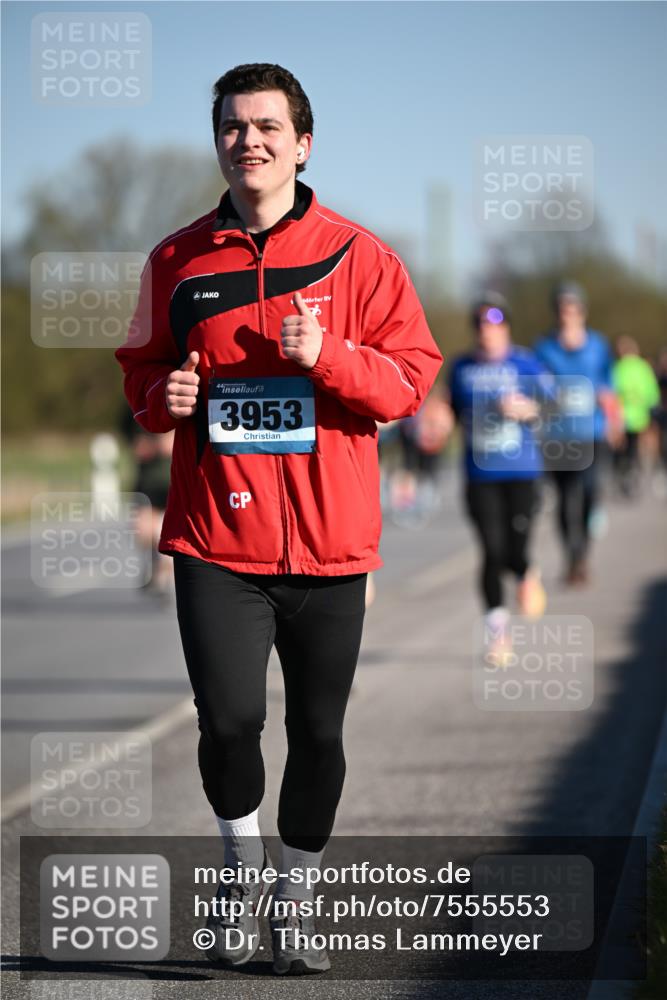06.04.2025 - 44. Internationalen Wilhelmsburger Insellauf Dr. Thomas Lammeyer http://msf.ph/oto/7555553 06.04.2025 09:31:25 Laufen 3953 meine-sportfotos.de