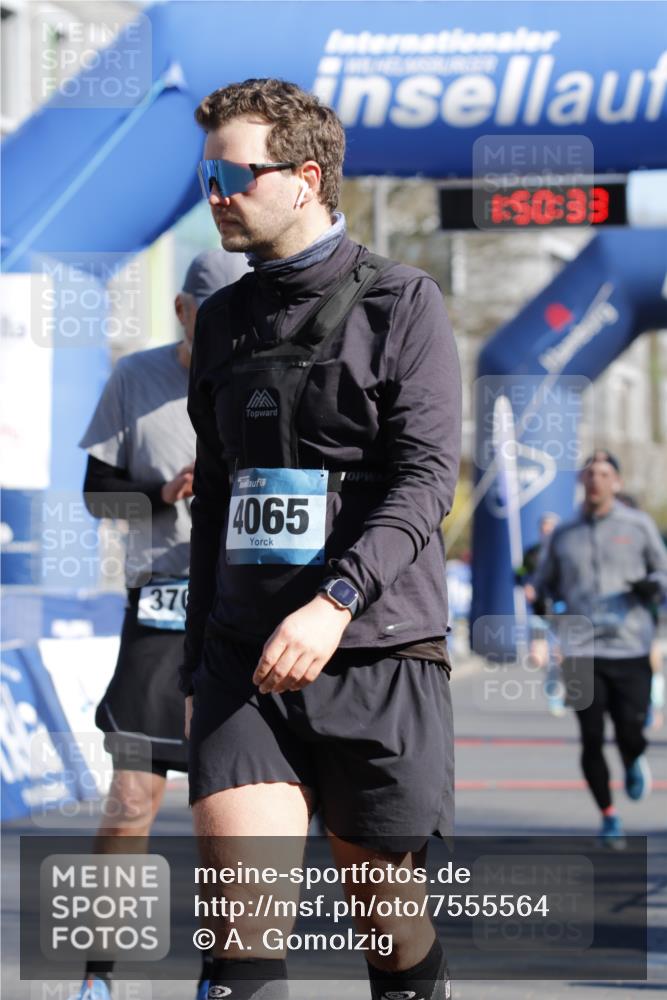 06.04.2025 - 44. Internationalen Wilhelmsburger Insellauf A. Gomolzig http://msf.ph/oto/7555564 06.04.2025 10:40:31 Ziel 3021, 3263, 3319, 3617, 3974, 4139 meine-sportfotos.de