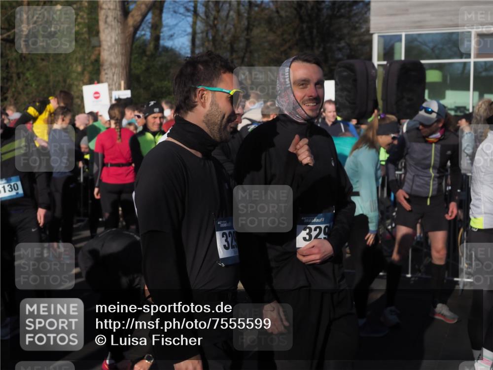 06.04.2025 - 44. Internationalen Wilhelmsburger Insellauf Luisa Fischer http://msf.ph/oto/7555599 06.04.2025 08:46:39 Ziel 130, 0, 329, 329 meine-sportfotos.de