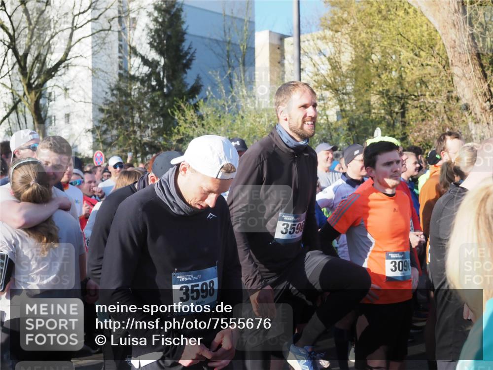 06.04.2025 - 44. Internationalen Wilhelmsburger Insellauf Luisa Fischer http://msf.ph/oto/7555676 06.04.2025 08:49:51 Ziel 3598, 359, 309 meine-sportfotos.de