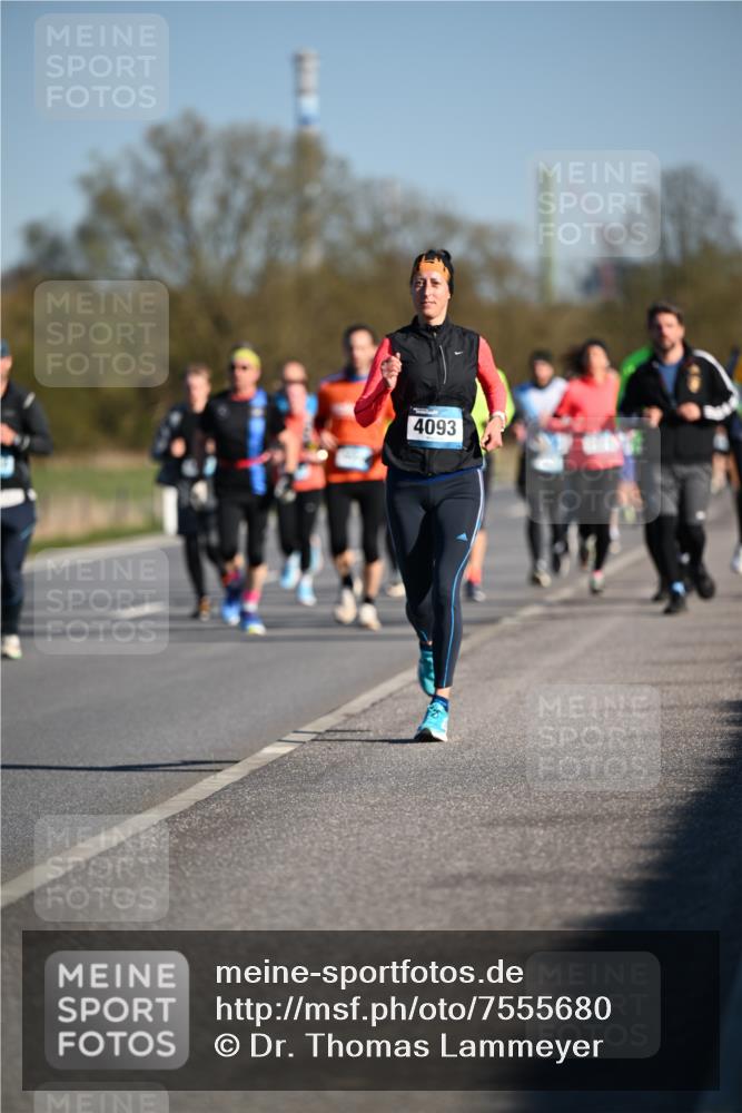 06.04.2025 - 44. Internationalen Wilhelmsburger Insellauf Dr. Thomas Lammeyer http://msf.ph/oto/7555680 06.04.2025 09:31:34 Laufen 4093 meine-sportfotos.de