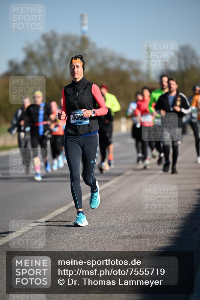 06.04.2025 - 44. Internationalen Wilhelmsburger Insellauf Dr. Thomas Lammeyer http://msf.ph/oto/7555719 06.04.2025 09:31:36 Laufen 4095 meine-sportfotos.de