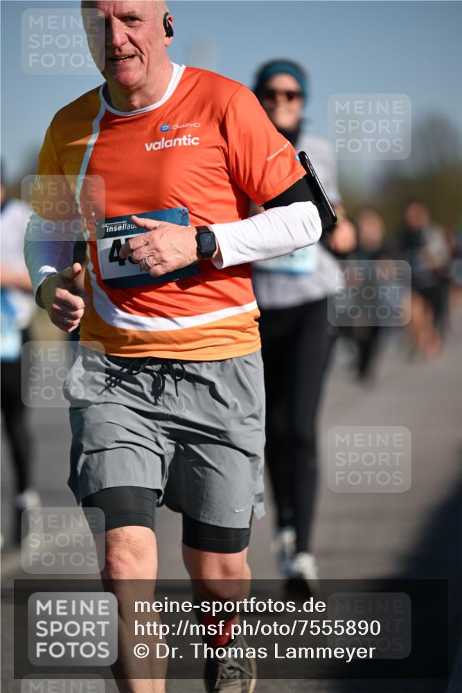 06.04.2025 - 44. Internationalen Wilhelmsburger Insellauf Dr. Thomas Lammeyer http://msf.ph/oto/7555890 06.04.2025 09:31:44 Laufen 4 meine-sportfotos.de