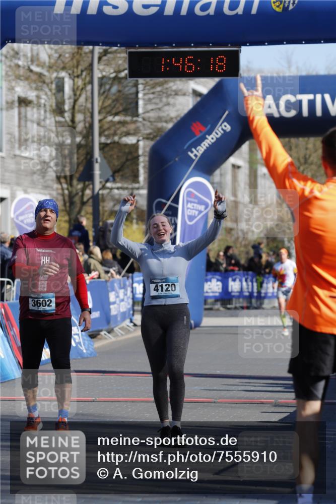 06.04.2025 - 44. Internationalen Wilhelmsburger Insellauf A. Gomolzig http://msf.ph/oto/7555910 06.04.2025 10:36:16 Ziel 3602, 3832, 3933, 3944, 4120 meine-sportfotos.de