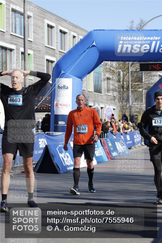 06.04.2025 - 44. Internationalen Wilhelmsburger Insellauf A. Gomolzig http://msf.ph/oto/7555946 06.04.2025 10:35:59 Ziel 3580, 4124 meine-sportfotos.de