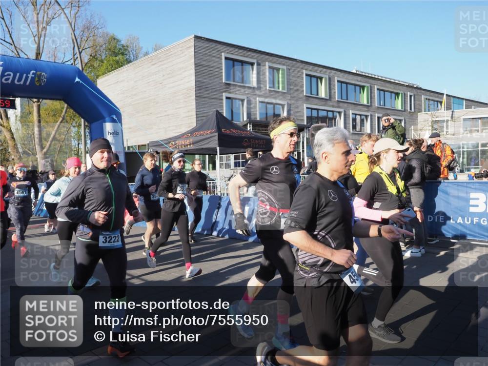 06.04.2025 - 44. Internationalen Wilhelmsburger Insellauf Luisa Fischer http://msf.ph/oto/7555950 06.04.2025 08:52:59 Ziel 59, 4151, 3222, 36, 323, 45, 3 meine-sportfotos.de
