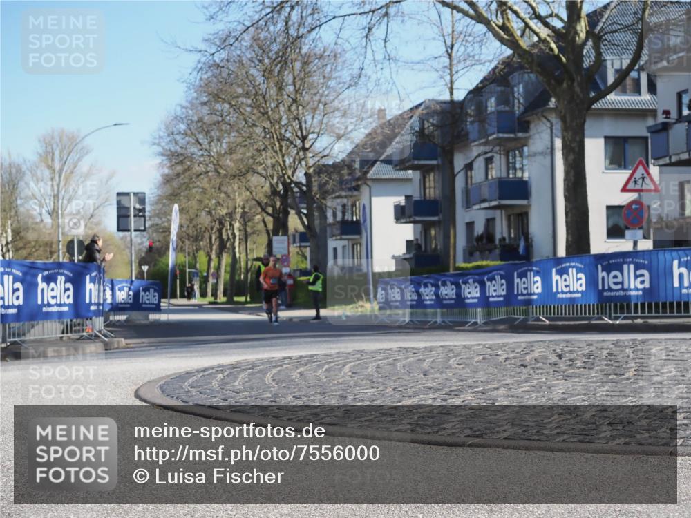 06.04.2025 - 44. Internationalen Wilhelmsburger Insellauf Luisa Fischer http://msf.ph/oto/7556000 06.04.2025 10:05:17 Ziel  meine-sportfotos.de