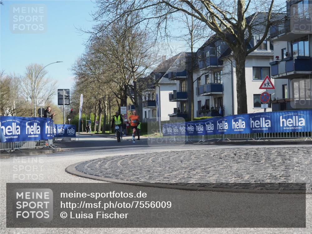 06.04.2025 - 44. Internationalen Wilhelmsburger Insellauf Luisa Fischer http://msf.ph/oto/7556009 06.04.2025 10:05:18 Ziel 4020 meine-sportfotos.de