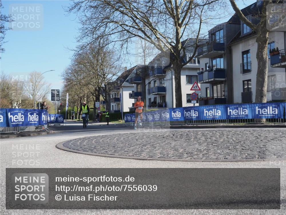 06.04.2025 - 44. Internationalen Wilhelmsburger Insellauf Luisa Fischer http://msf.ph/oto/7556039 06.04.2025 10:05:20 Ziel  meine-sportfotos.de