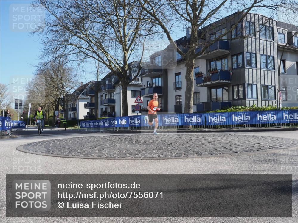 06.04.2025 - 44. Internationalen Wilhelmsburger Insellauf Luisa Fischer http://msf.ph/oto/7556071 06.04.2025 10:05:21 Ziel  meine-sportfotos.de