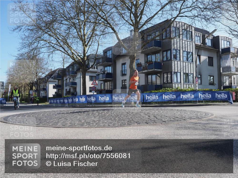 06.04.2025 - 44. Internationalen Wilhelmsburger Insellauf Luisa Fischer http://msf.ph/oto/7556081 06.04.2025 10:05:22 Ziel  meine-sportfotos.de