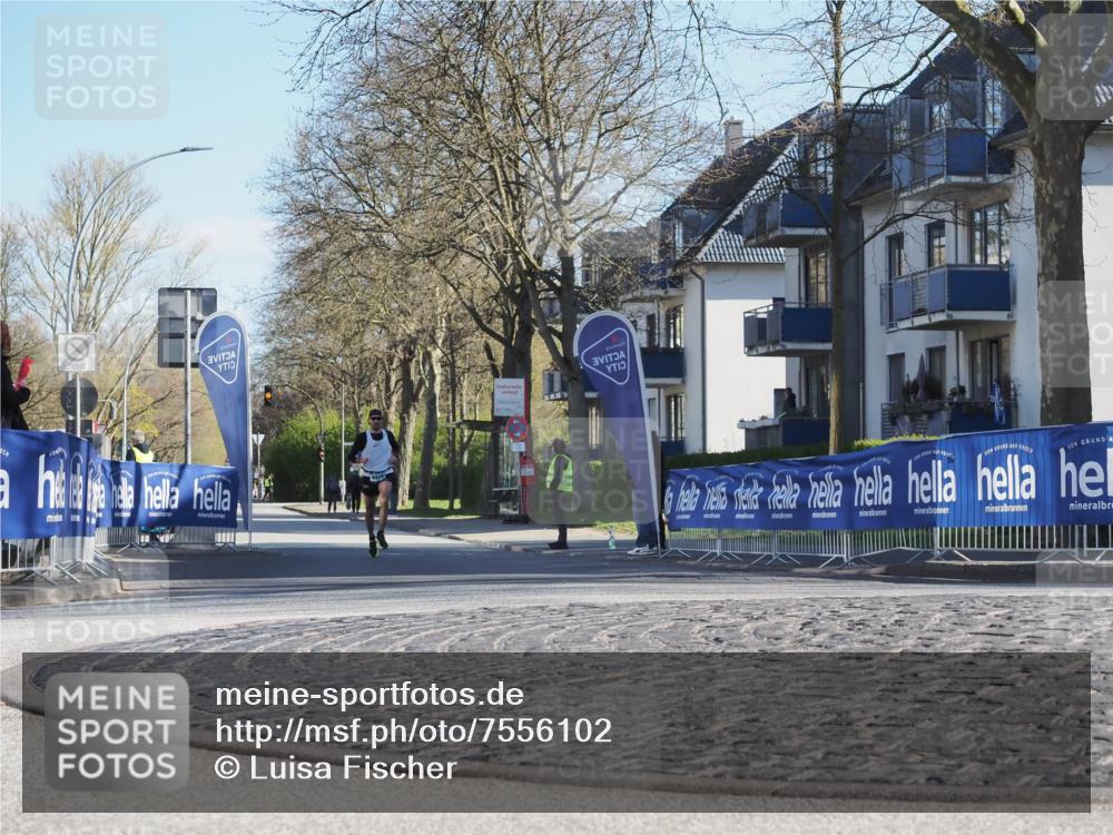 06.04.2025 - 44. Internationalen Wilhelmsburger Insellauf Luisa Fischer http://msf.ph/oto/7556102 06.04.2025 10:07:24 Ziel  meine-sportfotos.de