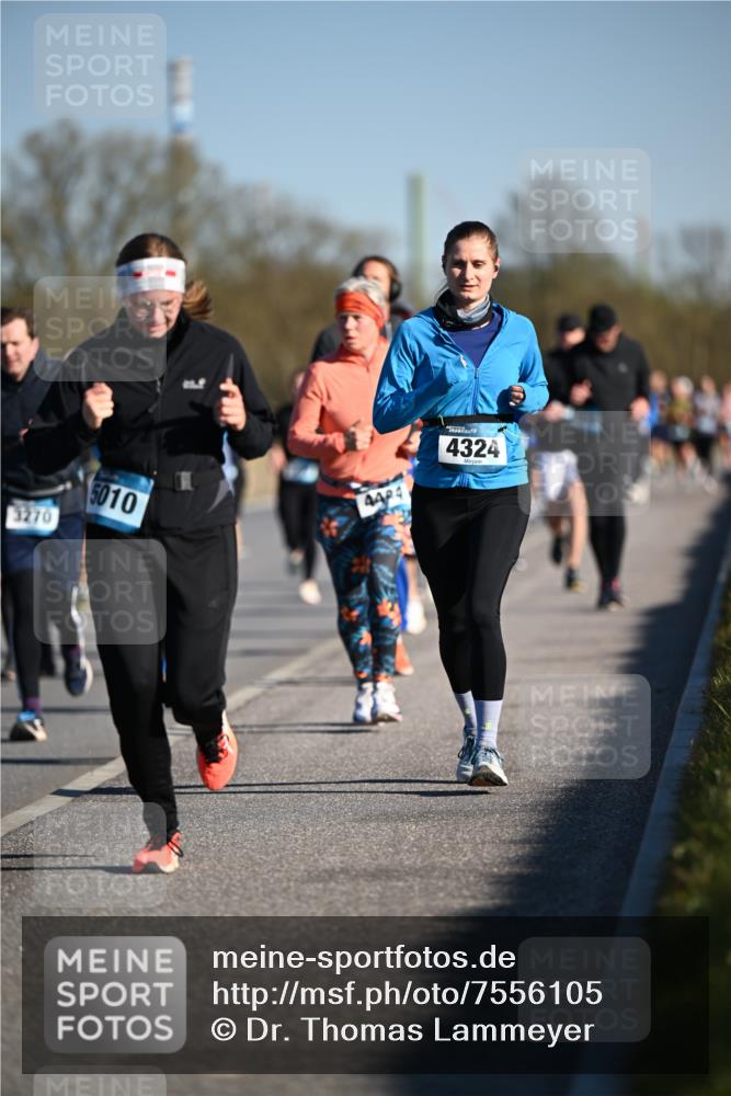 06.04.2025 - 44. Internationalen Wilhelmsburger Insellauf Dr. Thomas Lammeyer http://msf.ph/oto/7556105 06.04.2025 09:31:56 Laufen 5010, 3270, 444, 4324 meine-sportfotos.de