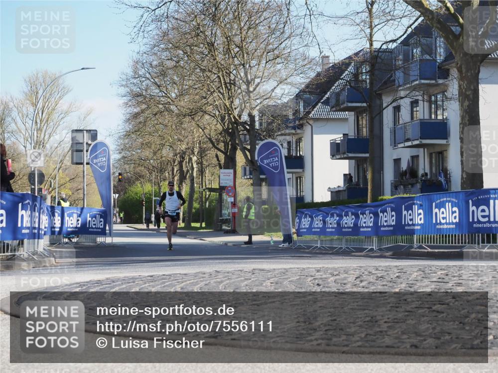 06.04.2025 - 44. Internationalen Wilhelmsburger Insellauf Luisa Fischer http://msf.ph/oto/7556111 06.04.2025 10:07:25 Ziel 4414 meine-sportfotos.de