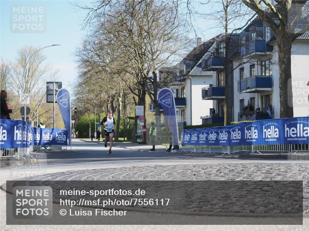 06.04.2025 - 44. Internationalen Wilhelmsburger Insellauf Luisa Fischer http://msf.ph/oto/7556117 06.04.2025 10:07:25 Ziel 4414 meine-sportfotos.de