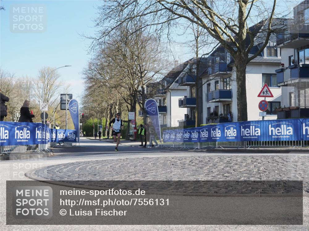 06.04.2025 - 44. Internationalen Wilhelmsburger Insellauf Luisa Fischer http://msf.ph/oto/7556131 06.04.2025 10:07:26 Ziel  meine-sportfotos.de
