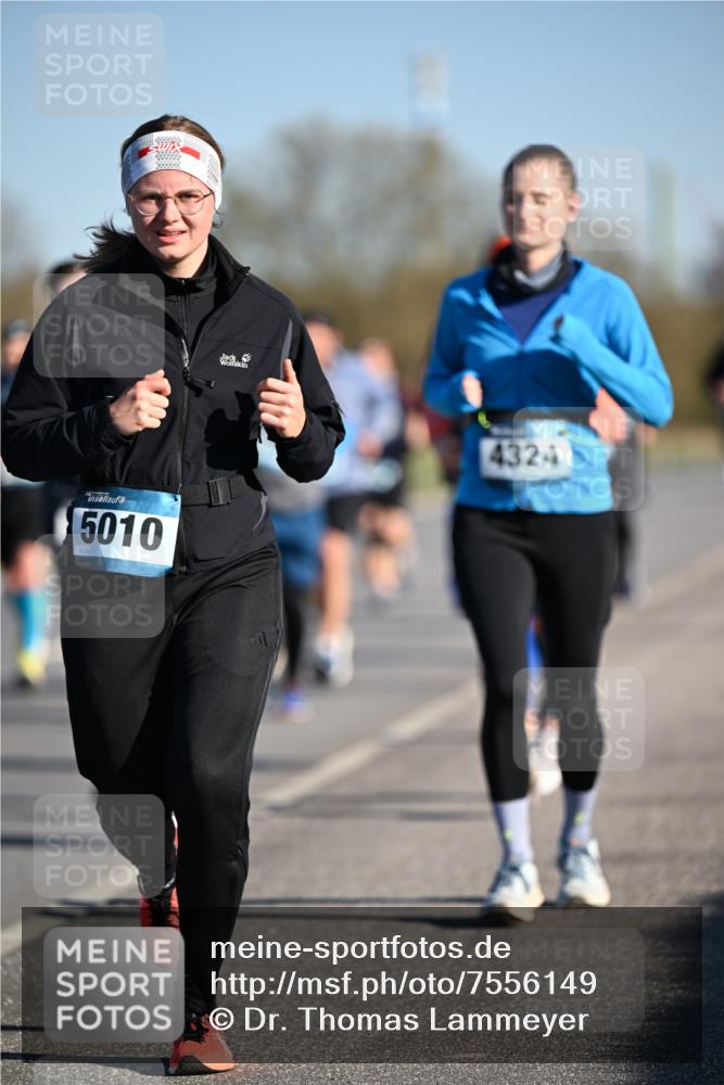 06.04.2025 - 44. Internationalen Wilhelmsburger Insellauf Dr. Thomas Lammeyer http://msf.ph/oto/7556149 06.04.2025 09:31:58 Laufen 5010, 4324 meine-sportfotos.de