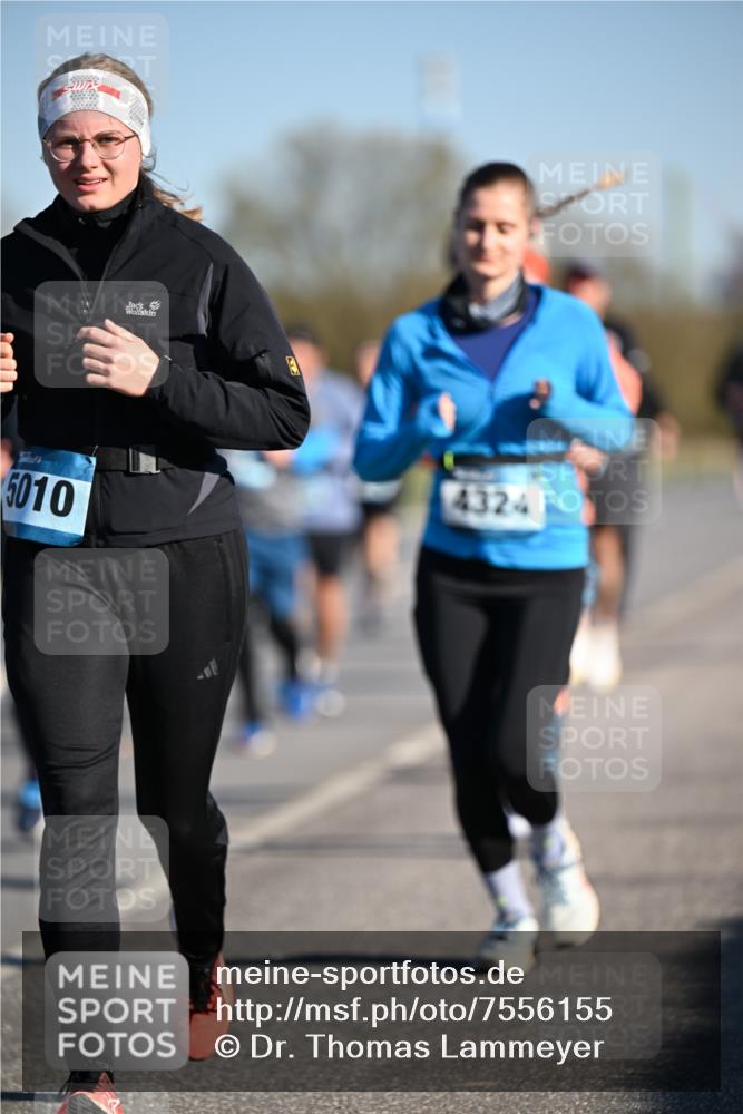 06.04.2025 - 44. Internationalen Wilhelmsburger Insellauf Dr. Thomas Lammeyer http://msf.ph/oto/7556155 06.04.2025 09:31:58 Laufen 5010, 4324 meine-sportfotos.de