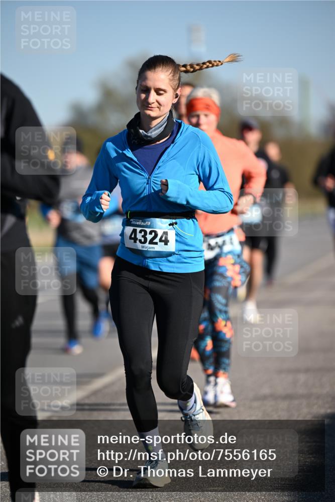 06.04.2025 - 44. Internationalen Wilhelmsburger Insellauf Dr. Thomas Lammeyer http://msf.ph/oto/7556165 06.04.2025 09:31:59 Laufen 4324 meine-sportfotos.de