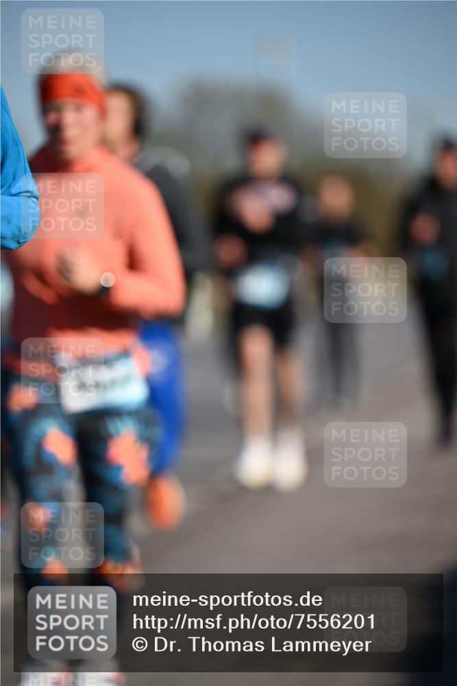 06.04.2025 - 44. Internationalen Wilhelmsburger Insellauf Dr. Thomas Lammeyer http://msf.ph/oto/7556201 06.04.2025 09:32:00 Laufen  meine-sportfotos.de