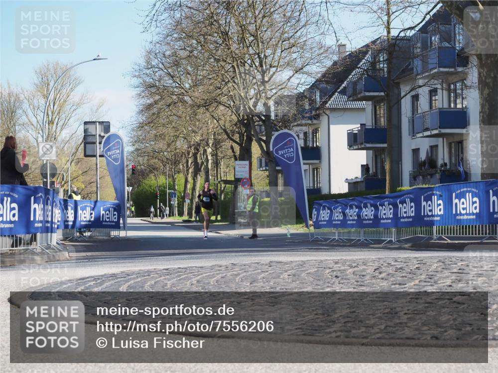 06.04.2025 - 44. Internationalen Wilhelmsburger Insellauf Luisa Fischer http://msf.ph/oto/7556206 06.04.2025 10:07:38 Ziel  meine-sportfotos.de