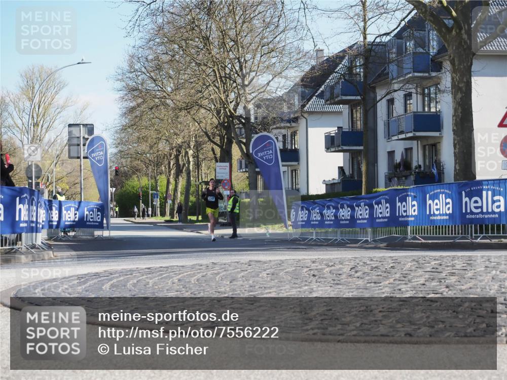 06.04.2025 - 44. Internationalen Wilhelmsburger Insellauf Luisa Fischer http://msf.ph/oto/7556222 06.04.2025 10:07:39 Ziel 13, 3260 meine-sportfotos.de