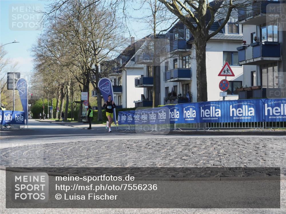 06.04.2025 - 44. Internationalen Wilhelmsburger Insellauf Luisa Fischer http://msf.ph/oto/7556236 06.04.2025 10:07:40 Ziel 3260 meine-sportfotos.de