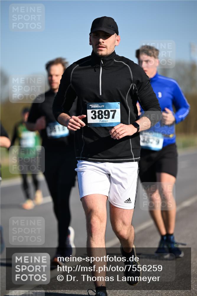 06.04.2025 - 44. Internationalen Wilhelmsburger Insellauf Dr. Thomas Lammeyer http://msf.ph/oto/7556259 06.04.2025 09:32:06 Laufen 3897, 1829 meine-sportfotos.de