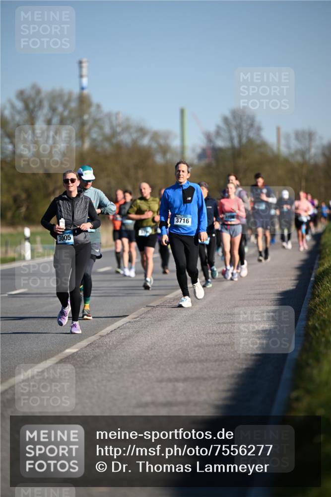 06.04.2025 - 44. Internationalen Wilhelmsburger Insellauf Dr. Thomas Lammeyer http://msf.ph/oto/7556277 06.04.2025 09:32:13 Laufen 3716, 3005 meine-sportfotos.de