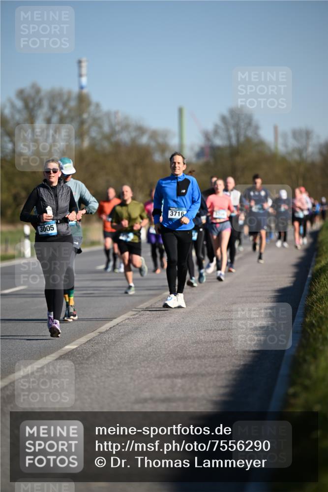 06.04.2025 - 44. Internationalen Wilhelmsburger Insellauf Dr. Thomas Lammeyer http://msf.ph/oto/7556290 06.04.2025 09:32:14 Laufen 3716, 3005 meine-sportfotos.de