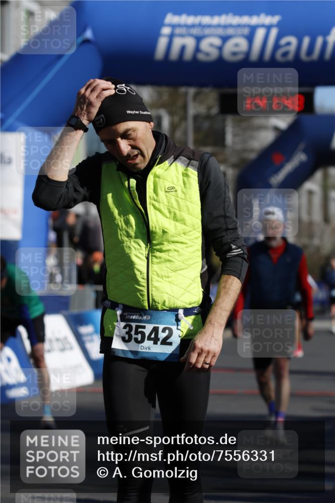 06.04.2025 - 44. Internationalen Wilhelmsburger Insellauf A. Gomolzig http://msf.ph/oto/7556331 06.04.2025 10:31:46 Ziel 3019, 3338 meine-sportfotos.de