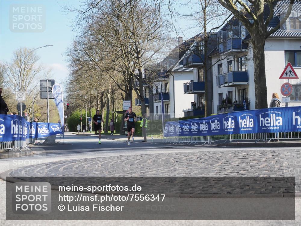 06.04.2025 - 44. Internationalen Wilhelmsburger Insellauf Luisa Fischer http://msf.ph/oto/7556347 06.04.2025 10:10:04 Ziel 4500 meine-sportfotos.de