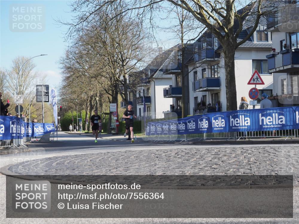 06.04.2025 - 44. Internationalen Wilhelmsburger Insellauf Luisa Fischer http://msf.ph/oto/7556364 06.04.2025 10:10:05 Ziel  meine-sportfotos.de