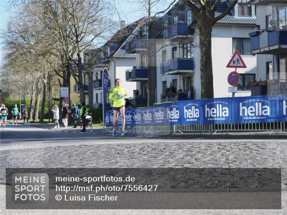06.04.2025 - 44. Internationalen Wilhelmsburger Insellauf Luisa Fischer http://msf.ph/oto/7556427 06.04.2025 10:10:58 Ziel 500 meine-sportfotos.de