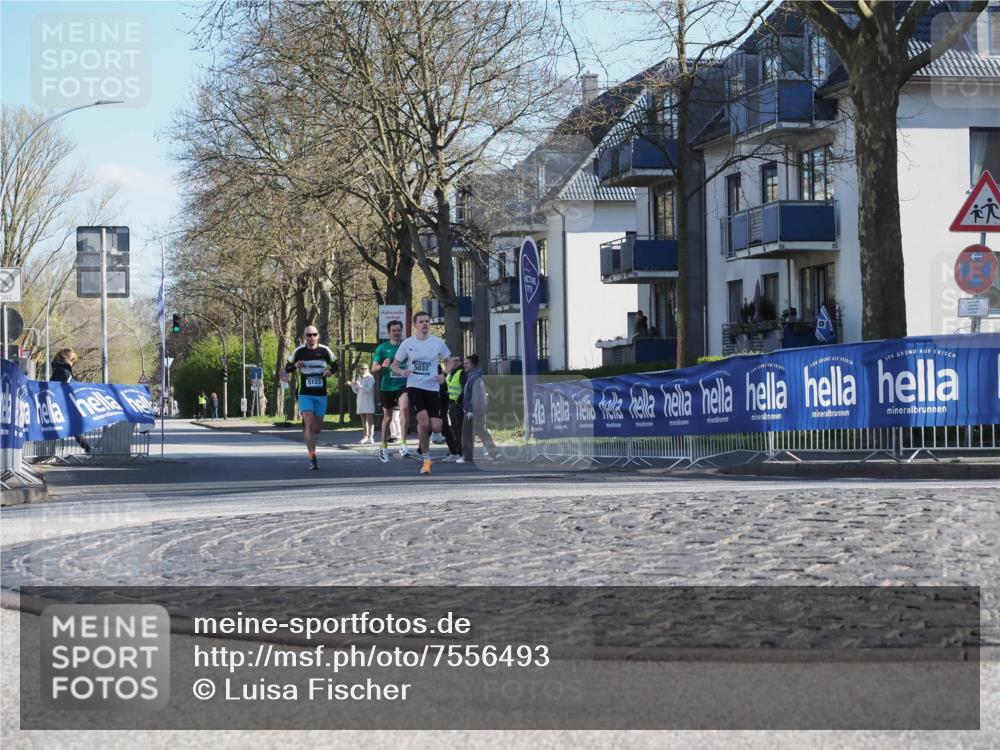 06.04.2025 - 44. Internationalen Wilhelmsburger Insellauf Luisa Fischer http://msf.ph/oto/7556493 06.04.2025 10:11:03 Ziel 5123, 5037 meine-sportfotos.de