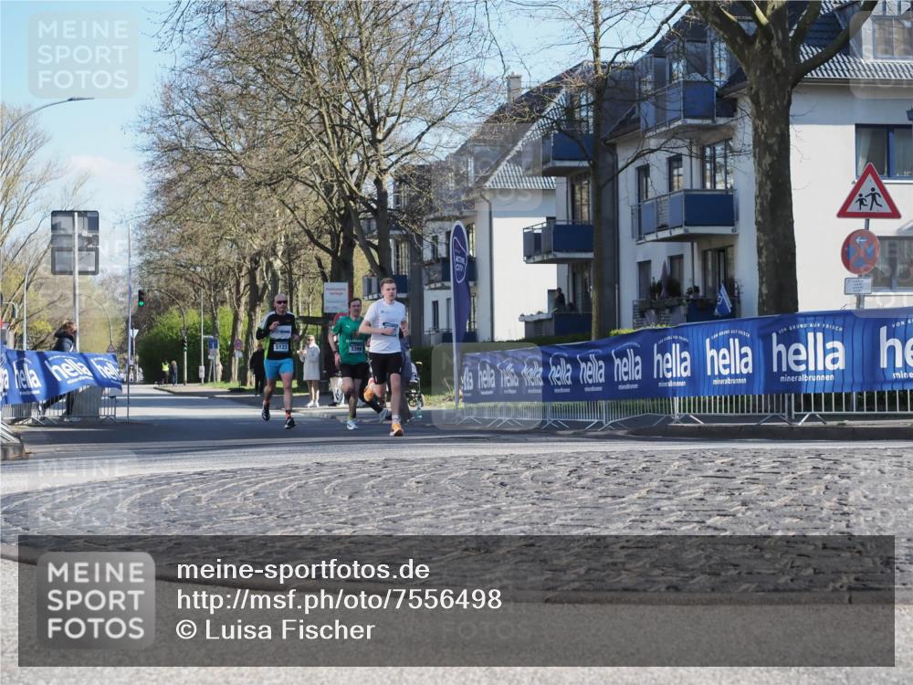 06.04.2025 - 44. Internationalen Wilhelmsburger Insellauf Luisa Fischer http://msf.ph/oto/7556498 06.04.2025 10:11:04 Ziel 5123, 3398 meine-sportfotos.de