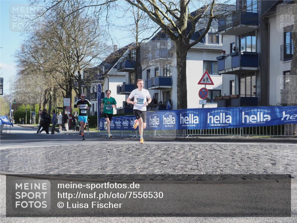 06.04.2025 - 44. Internationalen Wilhelmsburger Insellauf Luisa Fischer http://msf.ph/oto/7556530 06.04.2025 10:11:05 Ziel 5123, 3398, 5037 meine-sportfotos.de