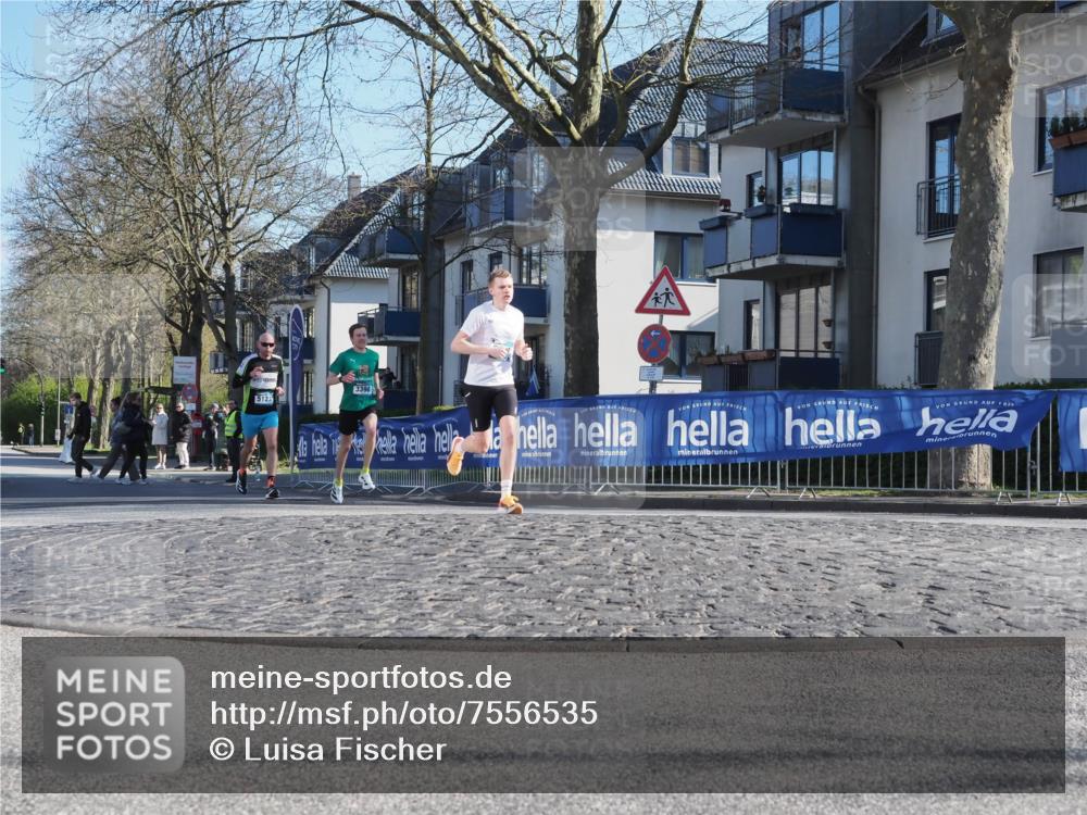 06.04.2025 - 44. Internationalen Wilhelmsburger Insellauf Luisa Fischer http://msf.ph/oto/7556535 06.04.2025 10:11:05 Ziel 3398, 5123 meine-sportfotos.de