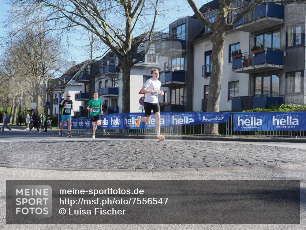 06.04.2025 - 44. Internationalen Wilhelmsburger Insellauf Luisa Fischer http://msf.ph/oto/7556547 06.04.2025 10:11:06 Ziel 5123, 3398 meine-sportfotos.de