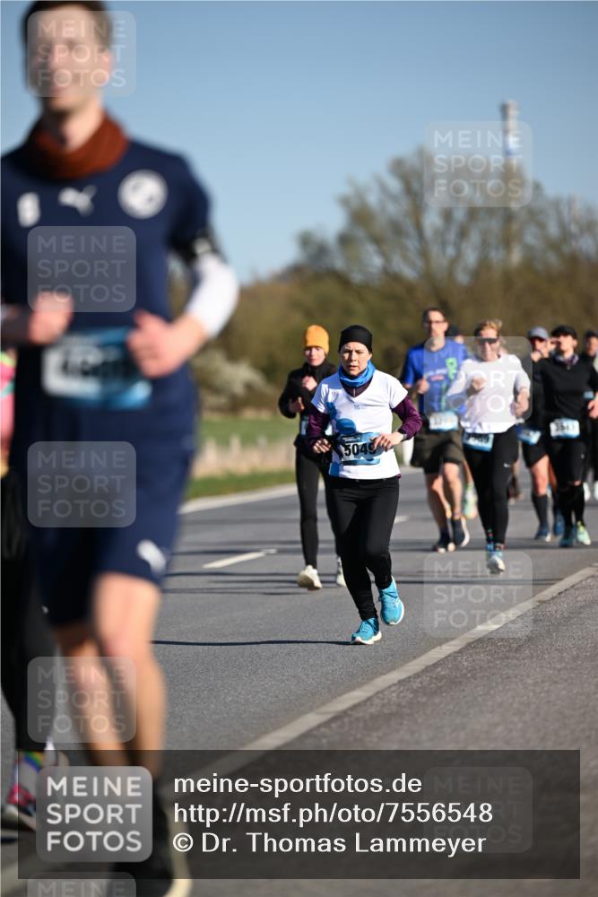 06.04.2025 - 44. Internationalen Wilhelmsburger Insellauf Dr. Thomas Lammeyer http://msf.ph/oto/7556548 06.04.2025 09:32:29 Laufen 3049 meine-sportfotos.de