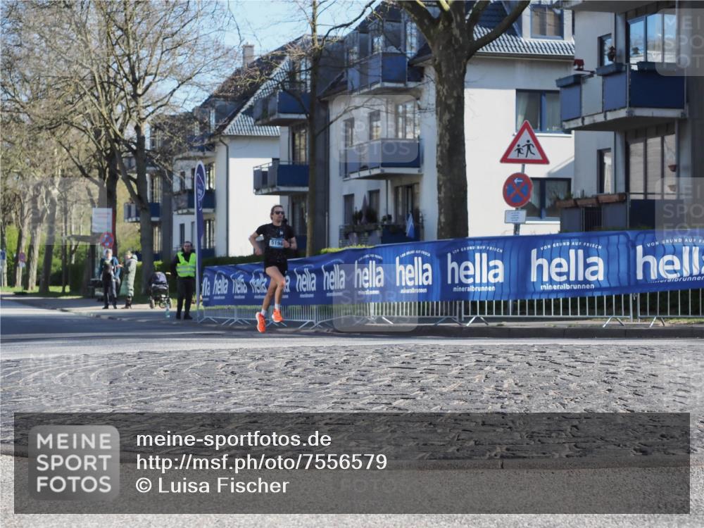 06.04.2025 - 44. Internationalen Wilhelmsburger Insellauf Luisa Fischer http://msf.ph/oto/7556579 06.04.2025 10:11:28 Ziel 5194 meine-sportfotos.de