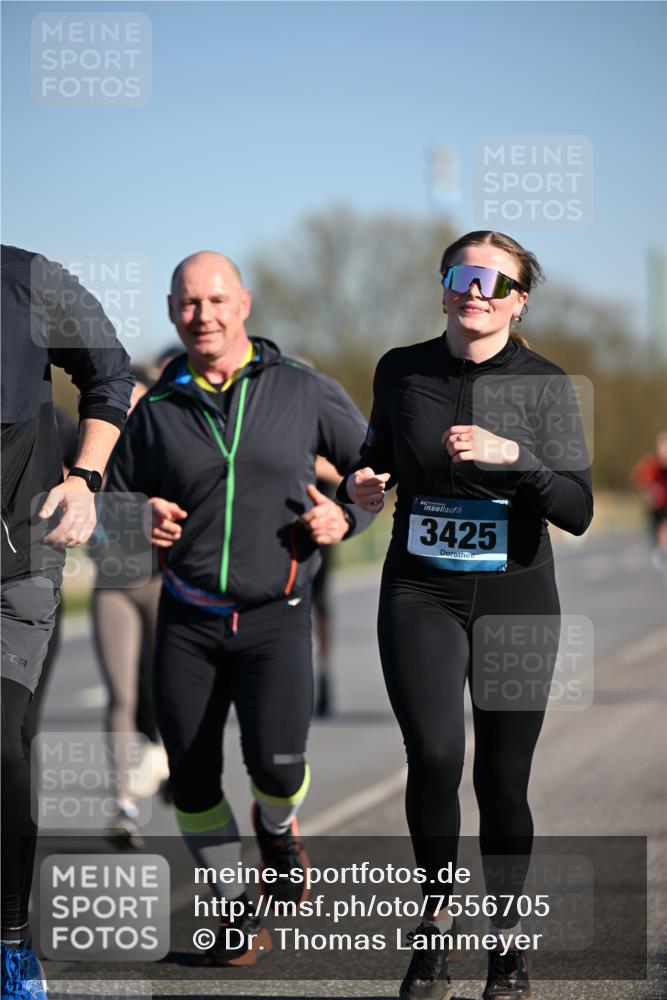 06.04.2025 - 44. Internationalen Wilhelmsburger Insellauf Dr. Thomas Lammeyer http://msf.ph/oto/7556705 06.04.2025 09:32:40 Laufen 3425 meine-sportfotos.de