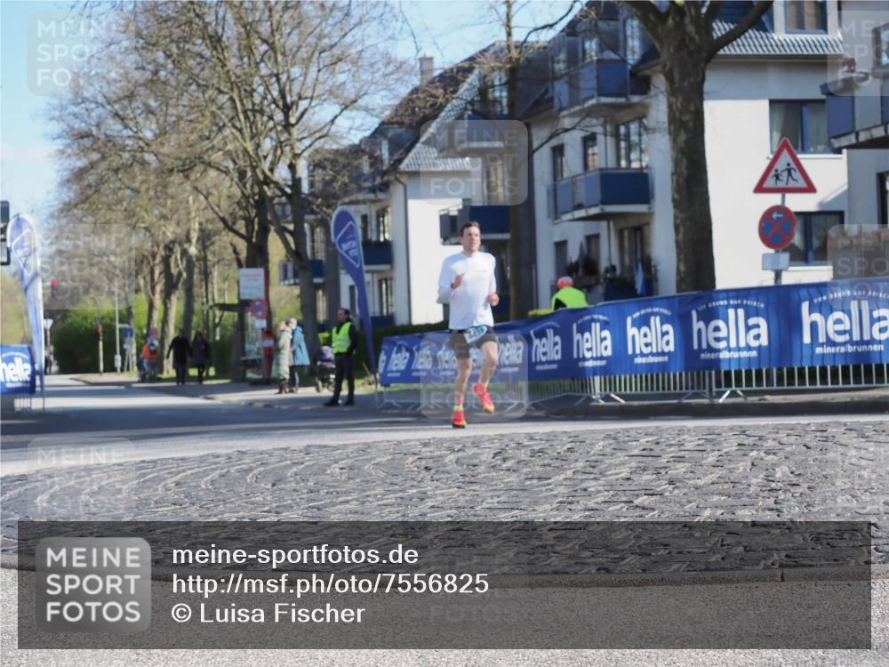 06.04.2025 - 44. Internationalen Wilhelmsburger Insellauf Luisa Fischer http://msf.ph/oto/7556825 06.04.2025 10:12:49 Ziel  meine-sportfotos.de