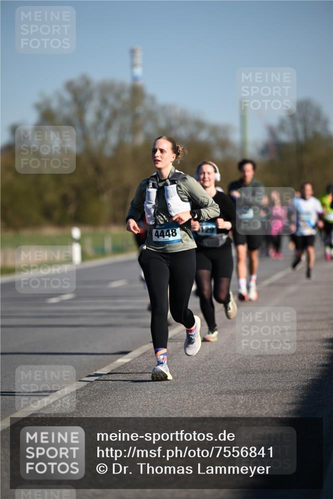 06.04.2025 - 44. Internationalen Wilhelmsburger Insellauf Dr. Thomas Lammeyer http://msf.ph/oto/7556841 06.04.2025 09:32:50 Laufen 4448 meine-sportfotos.de